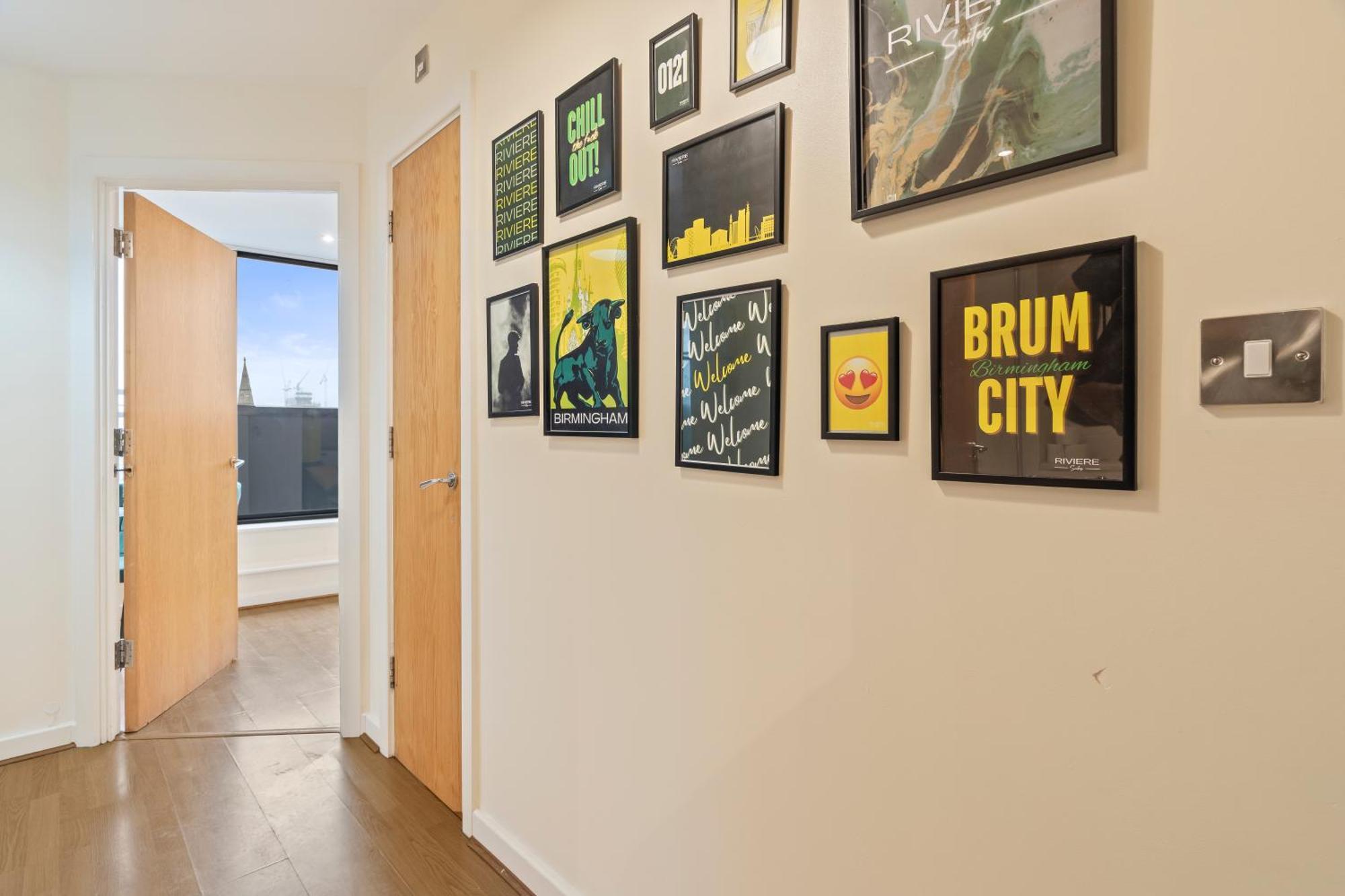 Apartment 1 Bedroom Cosy - Skyline View - Centre *